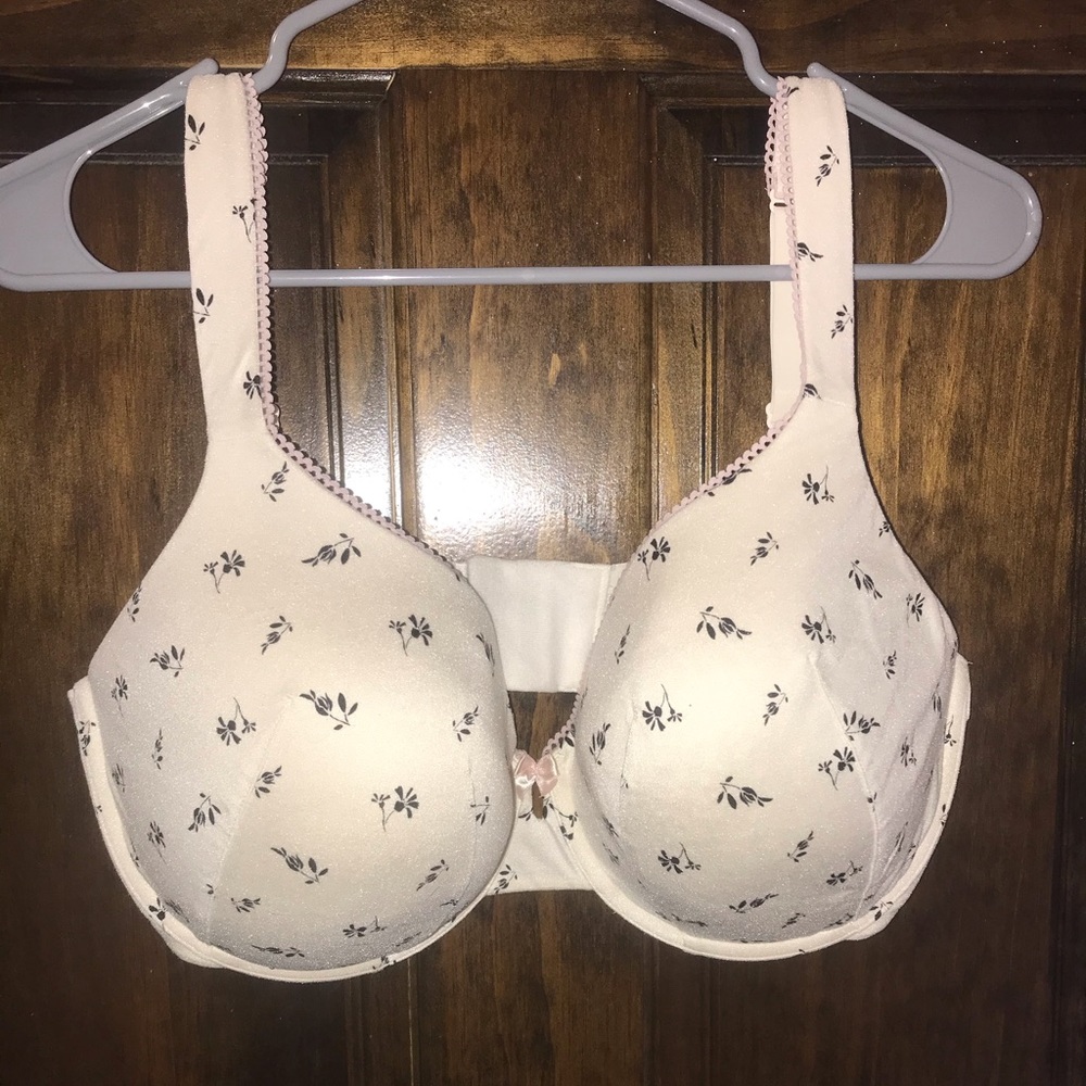 Cacique Bra size 38DDD